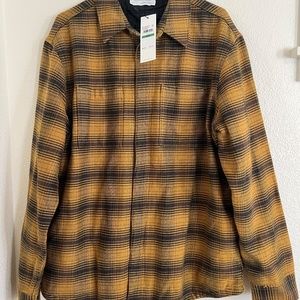 Brand New Calvin Klein Black and Gold Flannel Men's size Large